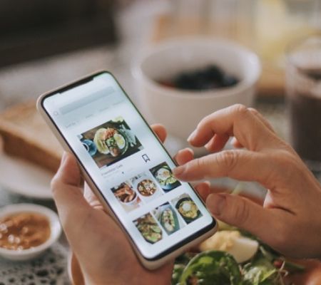 How to Attract and Retain eCommerce Customers